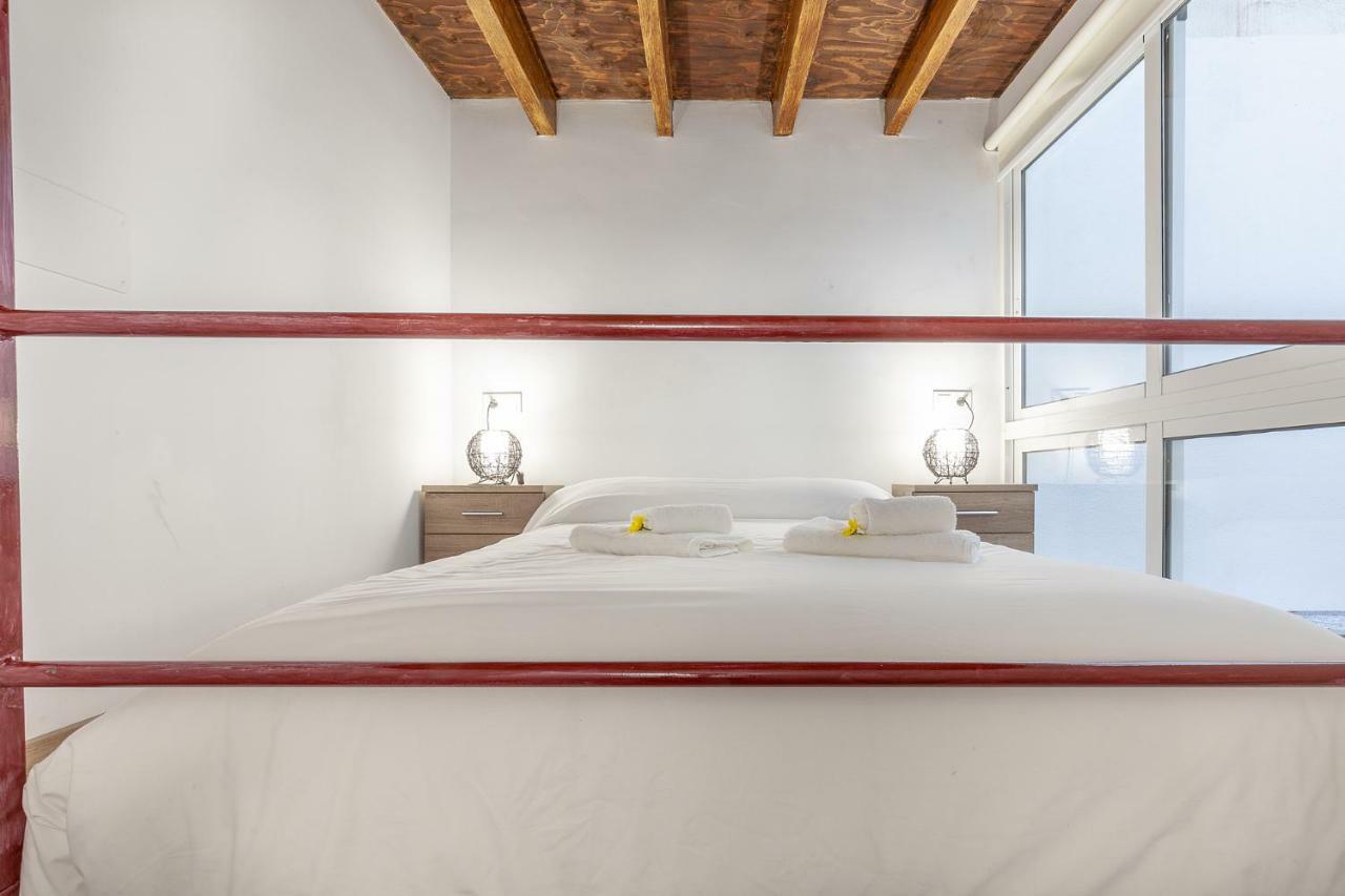 Pasaje De Amores Der - Descanso En Casa Y Vida Cultural Y Monumentos 4 Px Σεβίλλη Εξωτερικό φωτογραφία