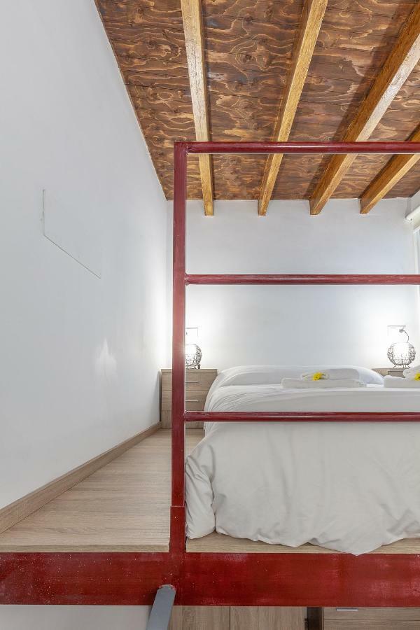 Pasaje De Amores Der - Descanso En Casa Y Vida Cultural Y Monumentos 4 Px Σεβίλλη Εξωτερικό φωτογραφία