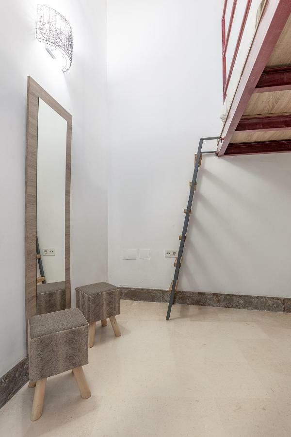 Pasaje De Amores Der - Descanso En Casa Y Vida Cultural Y Monumentos 4 Px Σεβίλλη Εξωτερικό φωτογραφία