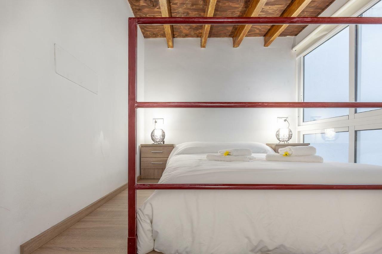 Pasaje De Amores Der - Descanso En Casa Y Vida Cultural Y Monumentos 4 Px Σεβίλλη Εξωτερικό φωτογραφία